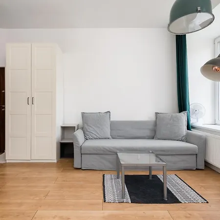 Karolkowa Comfort By Bookinghost *